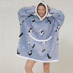 Velvet-print hooded blanket